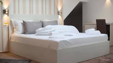 Фото номера Апартаменты Отель Hotel Nova Bital г. Popeşti-Leordeni 9