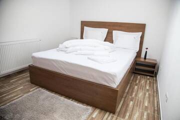 Фото номера Апартаменты Отель Hotel Nova Bital г. Popeşti-Leordeni 13