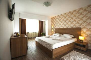 Фото номера Двухместный номер с 1 кроватью Отель Hotel Nova Bital г. Popeşti-Leordeni 9