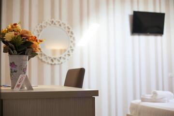 Фото номера Апартаменты Отель Hotel Nova Bital г. Popeşti-Leordeni 6